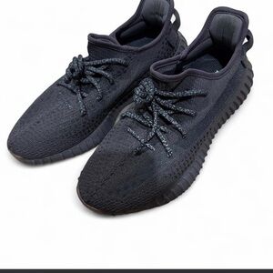 Yeezy Boost 350 V2 “Black” Sz 9
